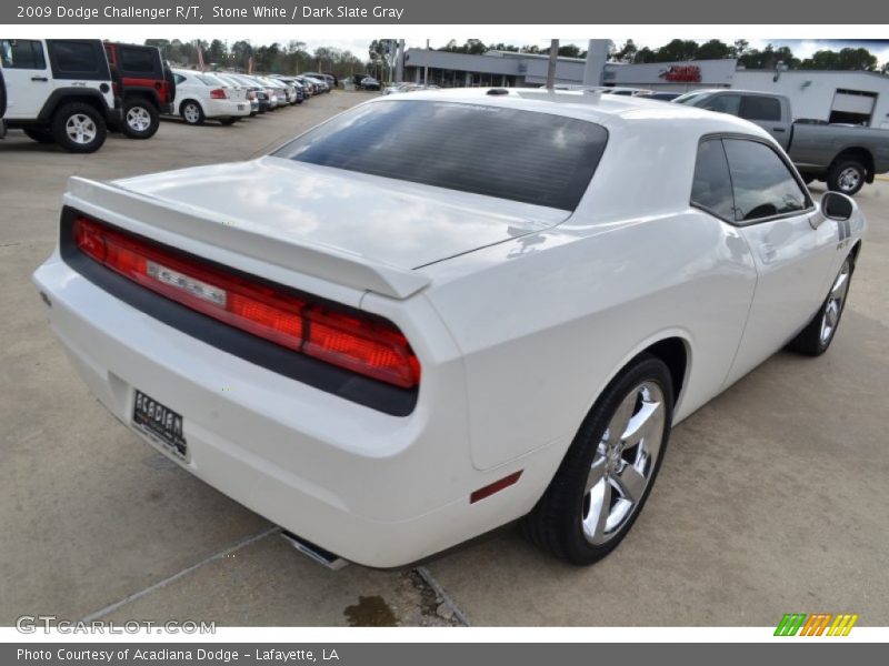 Stone White / Dark Slate Gray 2009 Dodge Challenger R/T