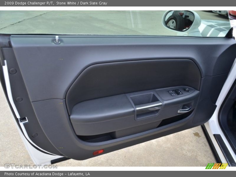 Stone White / Dark Slate Gray 2009 Dodge Challenger R/T