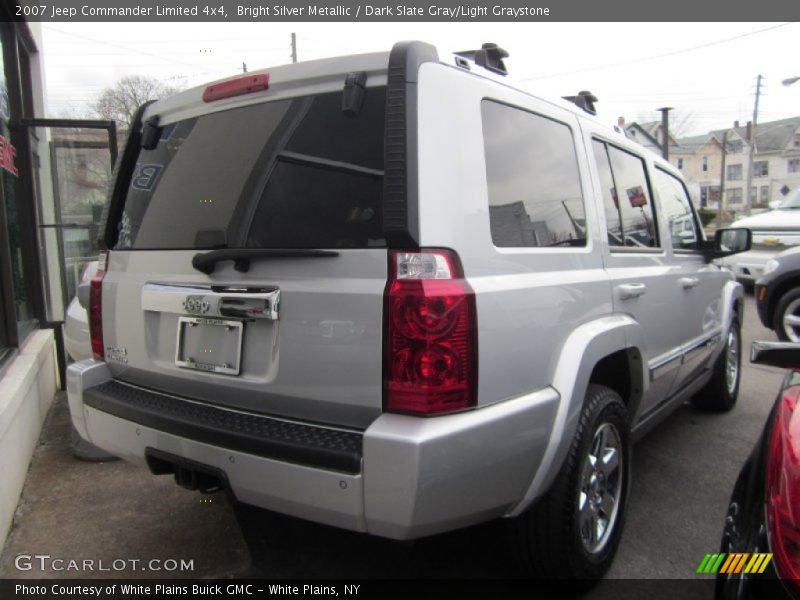 Bright Silver Metallic / Dark Slate Gray/Light Graystone 2007 Jeep Commander Limited 4x4