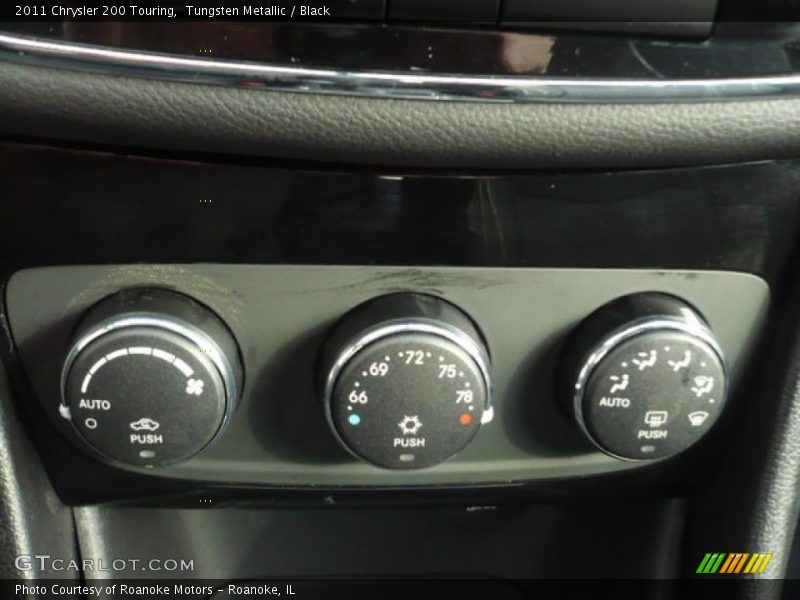 Tungsten Metallic / Black 2011 Chrysler 200 Touring