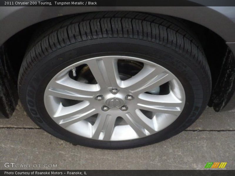Tungsten Metallic / Black 2011 Chrysler 200 Touring