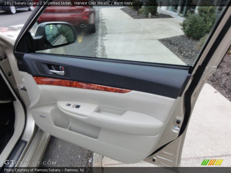 Harvest Gold Metallic / Warm Ivory 2010 Subaru Legacy 2.5i Limited Sedan