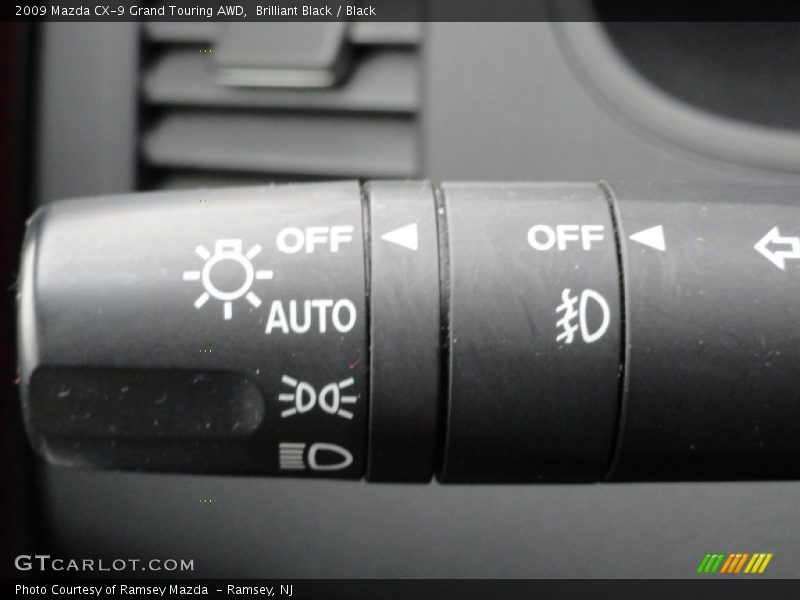 Controls of 2009 CX-9 Grand Touring AWD