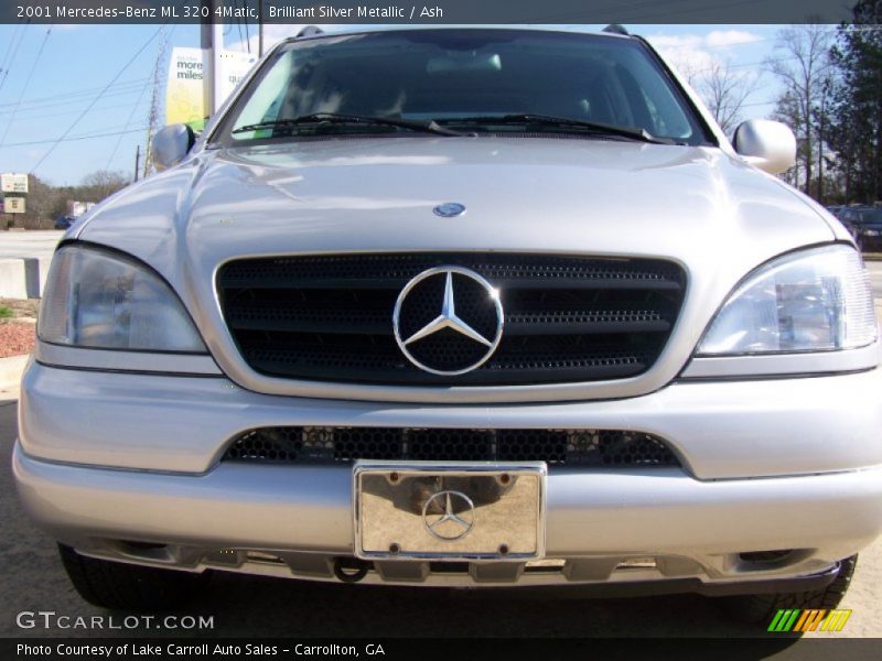 Brilliant Silver Metallic / Ash 2001 Mercedes-Benz ML 320 4Matic