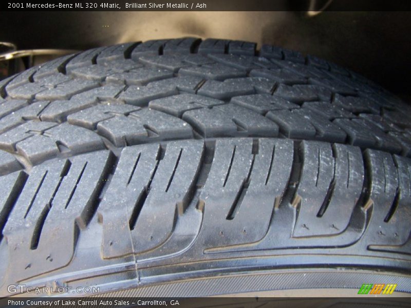 Brilliant Silver Metallic / Ash 2001 Mercedes-Benz ML 320 4Matic