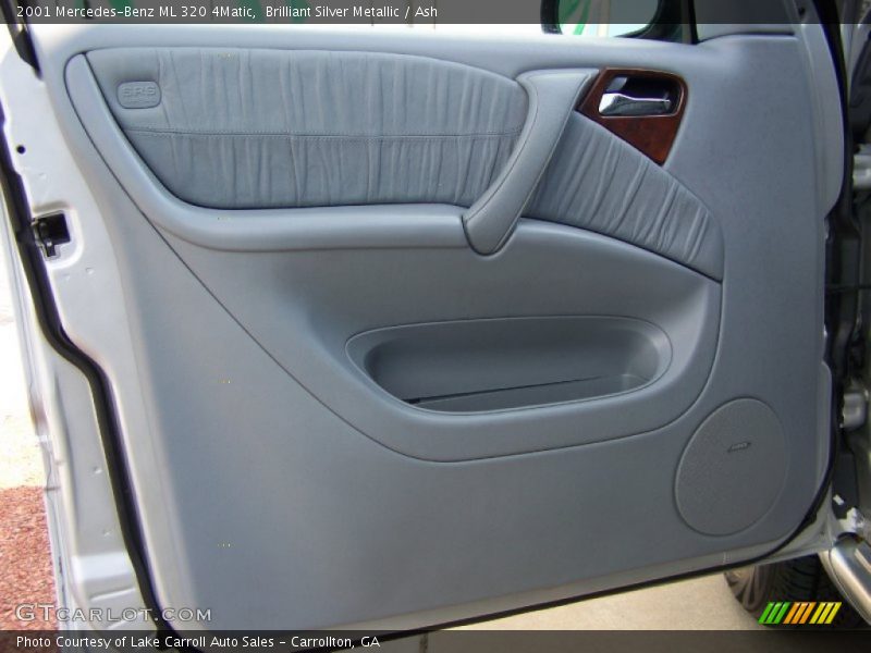 Brilliant Silver Metallic / Ash 2001 Mercedes-Benz ML 320 4Matic