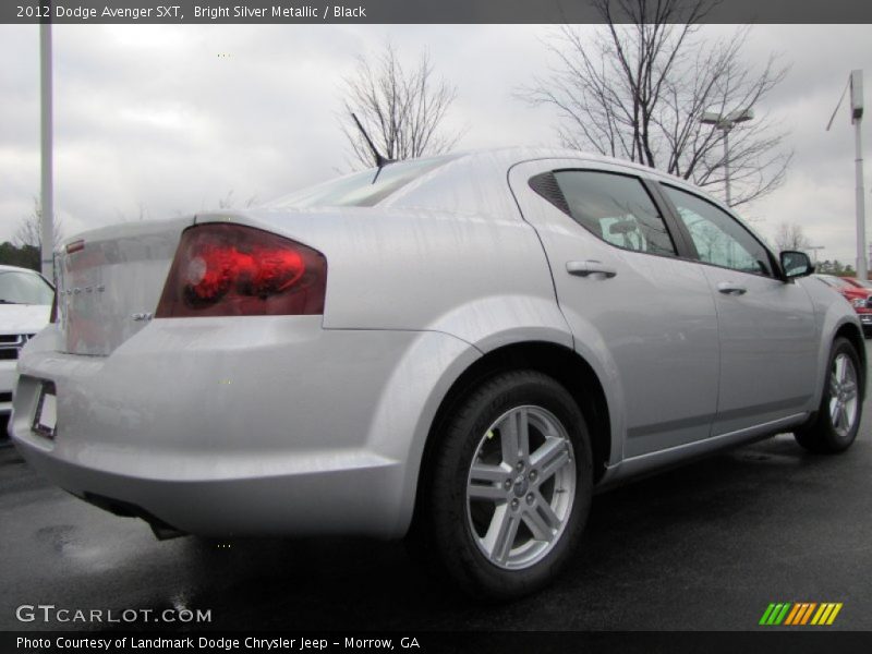 Bright Silver Metallic / Black 2012 Dodge Avenger SXT