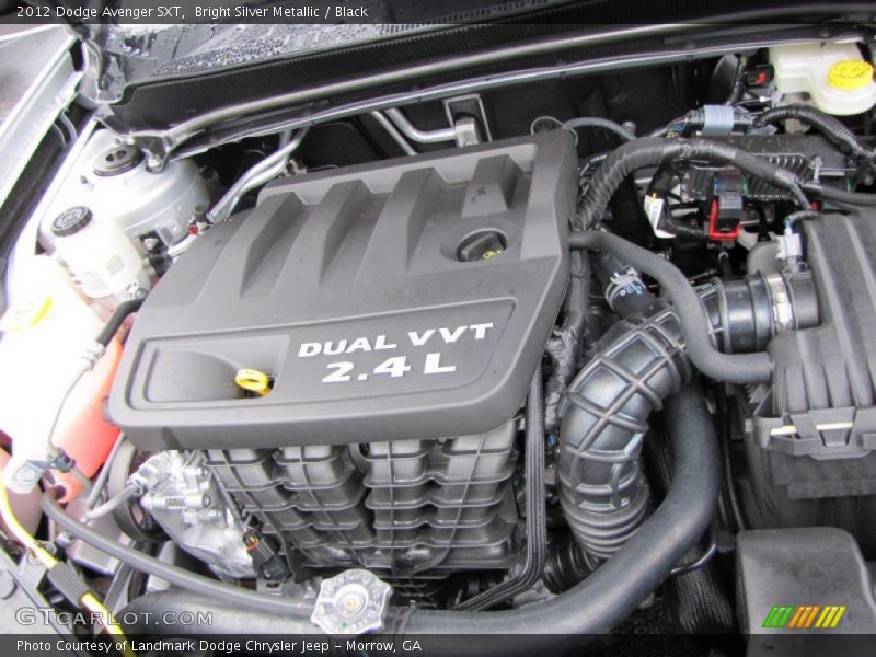 Bright Silver Metallic / Black 2012 Dodge Avenger SXT