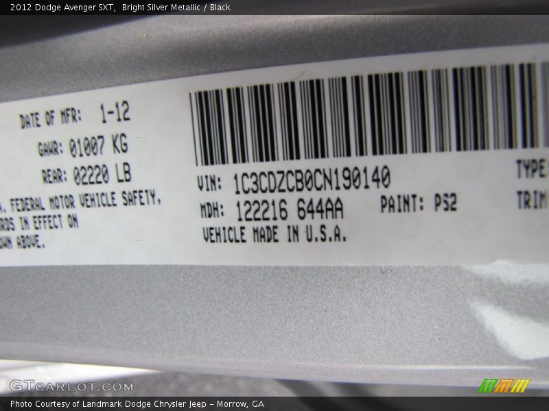 Bright Silver Metallic / Black 2012 Dodge Avenger SXT