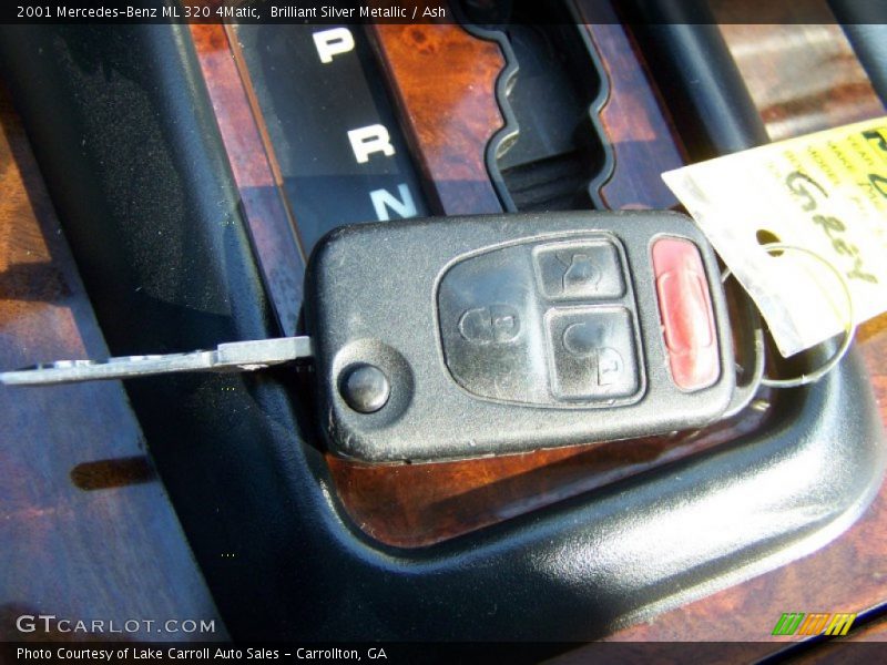Brilliant Silver Metallic / Ash 2001 Mercedes-Benz ML 320 4Matic