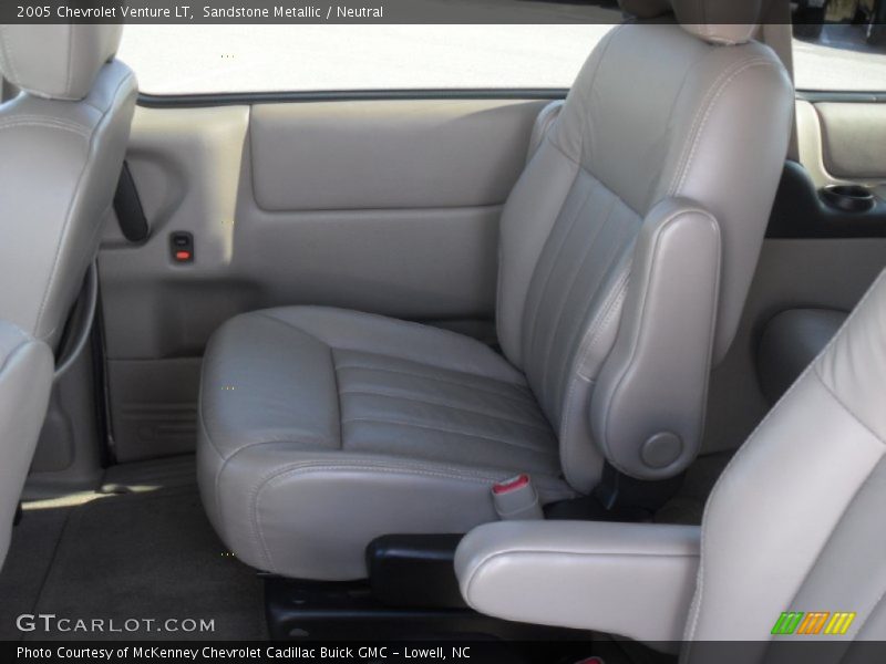 Sandstone Metallic / Neutral 2005 Chevrolet Venture LT