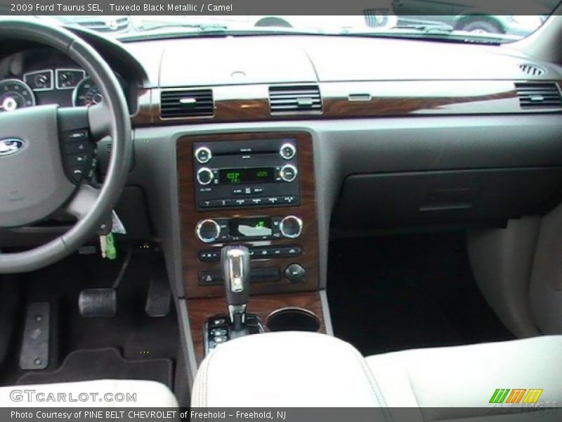 Tuxedo Black Metallic / Camel 2009 Ford Taurus SEL