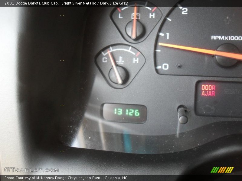 Bright Silver Metallic / Dark Slate Gray 2001 Dodge Dakota Club Cab