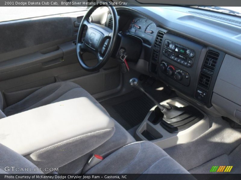 Bright Silver Metallic / Dark Slate Gray 2001 Dodge Dakota Club Cab