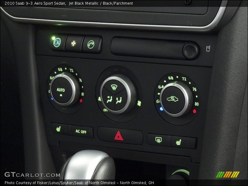 Controls of 2010 9-3 Aero Sport Sedan