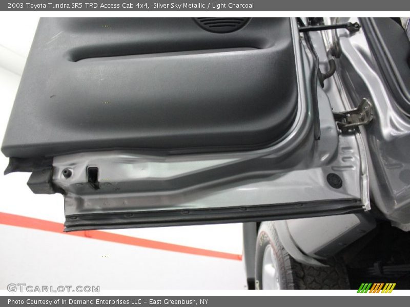 Silver Sky Metallic / Light Charcoal 2003 Toyota Tundra SR5 TRD Access Cab 4x4