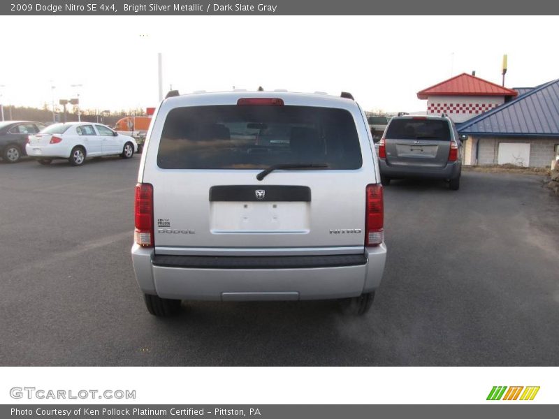 Bright Silver Metallic / Dark Slate Gray 2009 Dodge Nitro SE 4x4