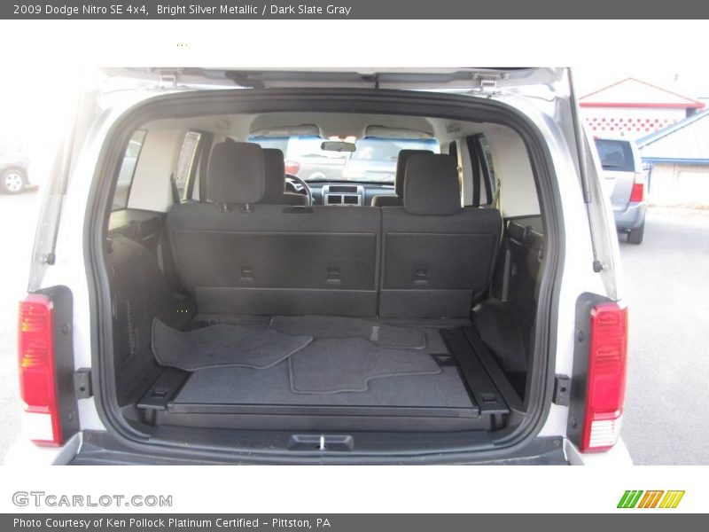 Bright Silver Metallic / Dark Slate Gray 2009 Dodge Nitro SE 4x4