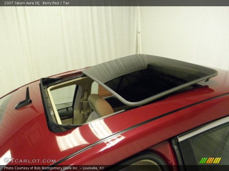 Berry Red / Tan 2007 Saturn Aura XE