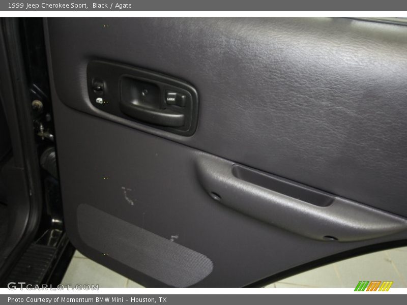 Black / Agate 1999 Jeep Cherokee Sport
