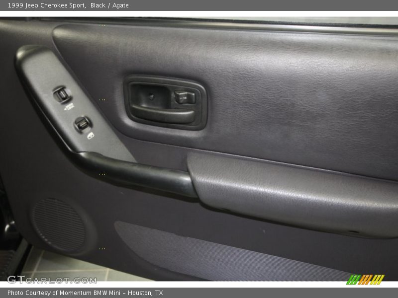 Black / Agate 1999 Jeep Cherokee Sport