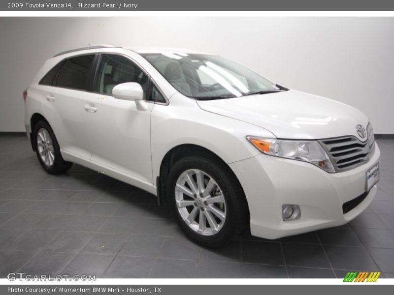Blizzard Pearl / Ivory 2009 Toyota Venza I4