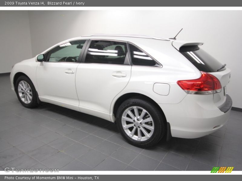 Blizzard Pearl / Ivory 2009 Toyota Venza I4