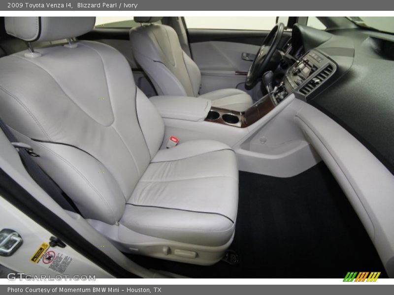 Blizzard Pearl / Ivory 2009 Toyota Venza I4