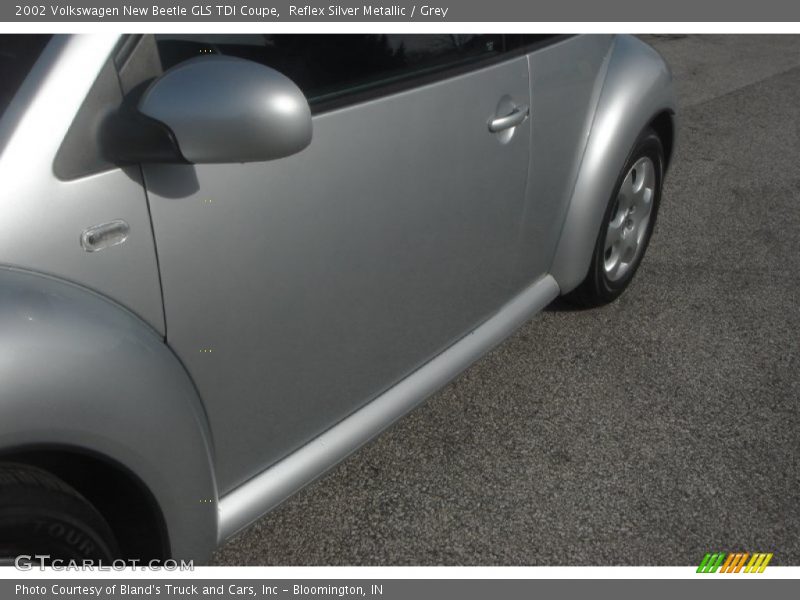 Reflex Silver Metallic / Grey 2002 Volkswagen New Beetle GLS TDI Coupe