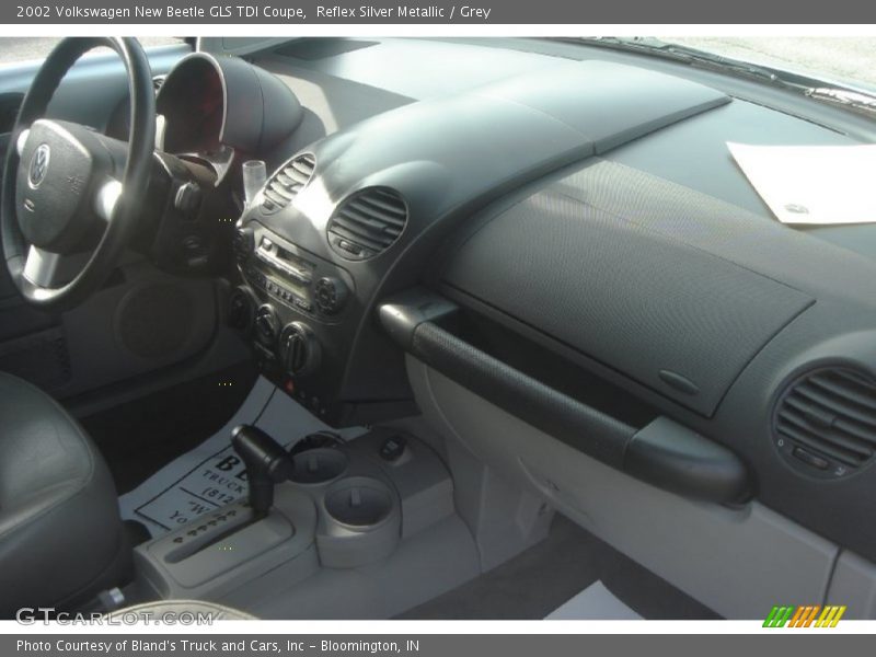 Reflex Silver Metallic / Grey 2002 Volkswagen New Beetle GLS TDI Coupe