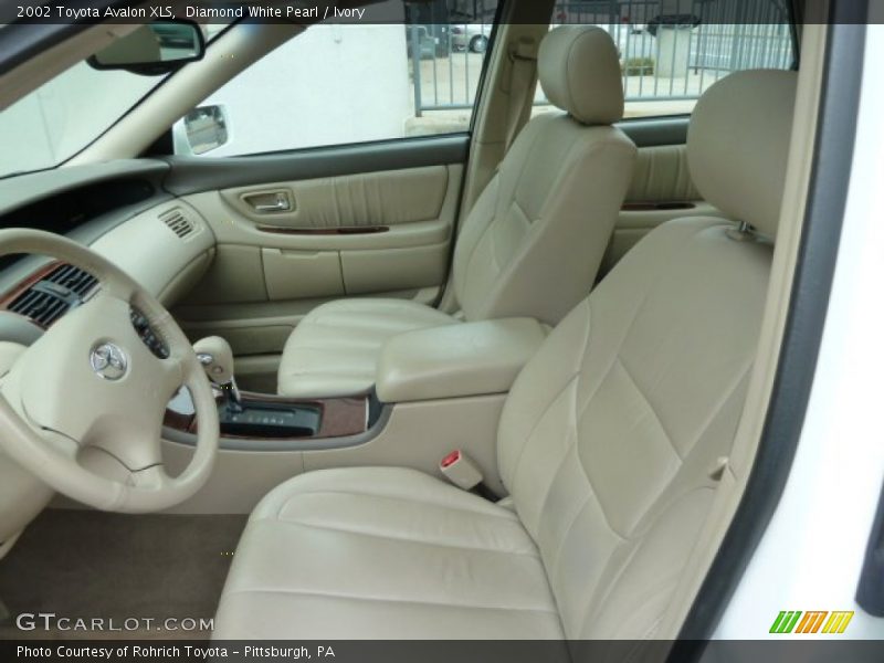 Diamond White Pearl / Ivory 2002 Toyota Avalon XLS