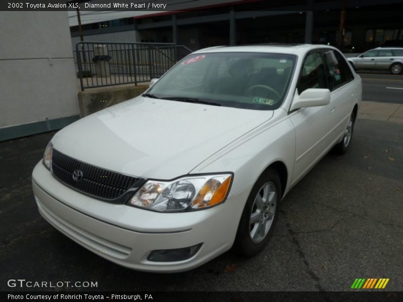Diamond White Pearl / Ivory 2002 Toyota Avalon XLS