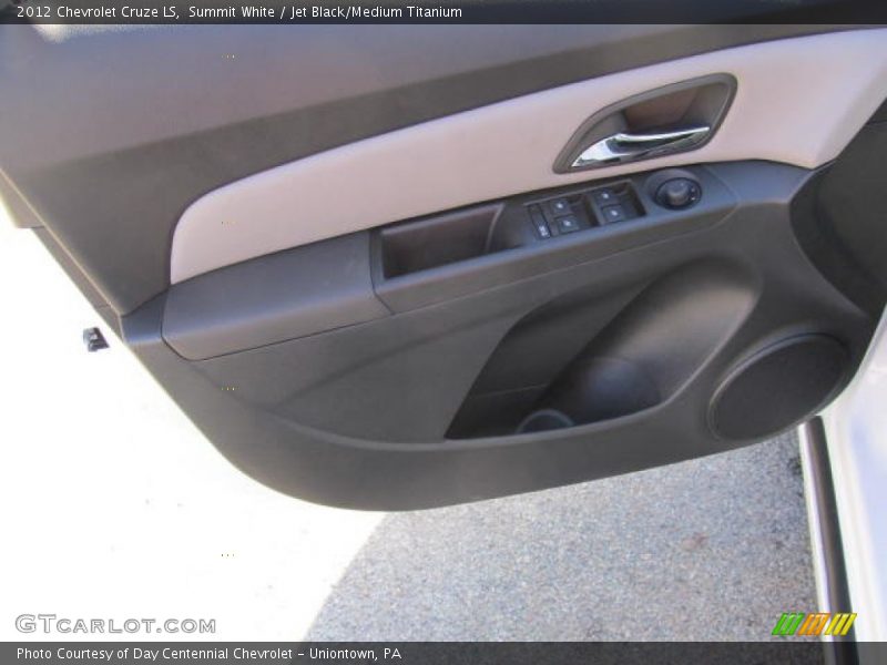 Summit White / Jet Black/Medium Titanium 2012 Chevrolet Cruze LS