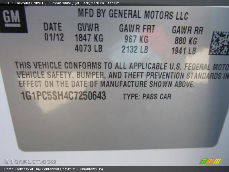 Summit White / Jet Black/Medium Titanium 2012 Chevrolet Cruze LS