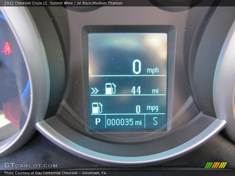 Summit White / Jet Black/Medium Titanium 2012 Chevrolet Cruze LS