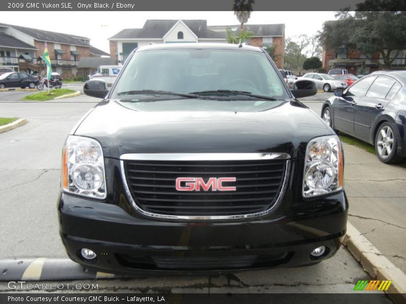 Onyx Black / Ebony 2009 GMC Yukon SLE