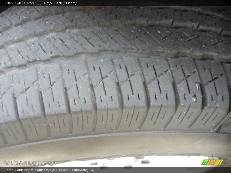 Onyx Black / Ebony 2009 GMC Yukon SLE