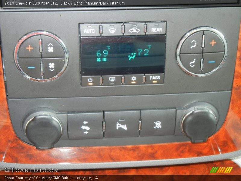 Black / Light Titanium/Dark Titanium 2010 Chevrolet Suburban LTZ
