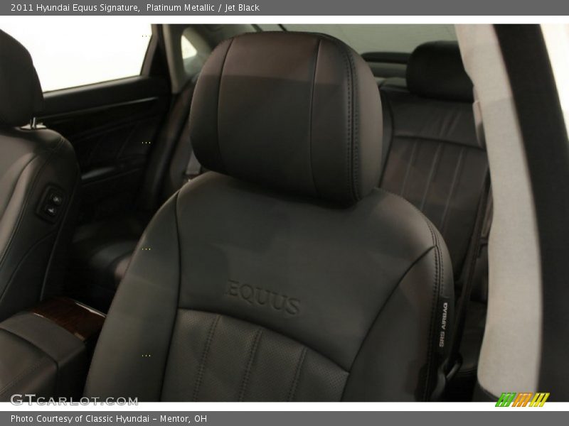 Platinum Metallic / Jet Black 2011 Hyundai Equus Signature