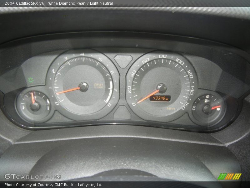 White Diamond Pearl / Light Neutral 2004 Cadillac SRX V6