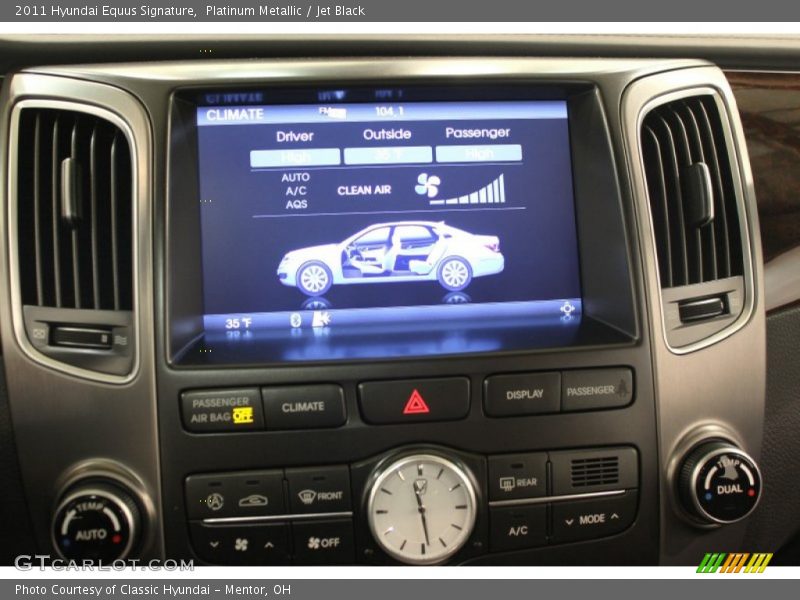 Platinum Metallic / Jet Black 2011 Hyundai Equus Signature