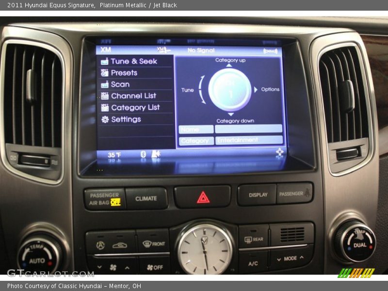 Platinum Metallic / Jet Black 2011 Hyundai Equus Signature
