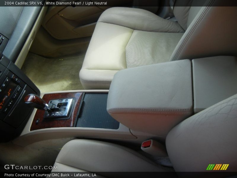 White Diamond Pearl / Light Neutral 2004 Cadillac SRX V6