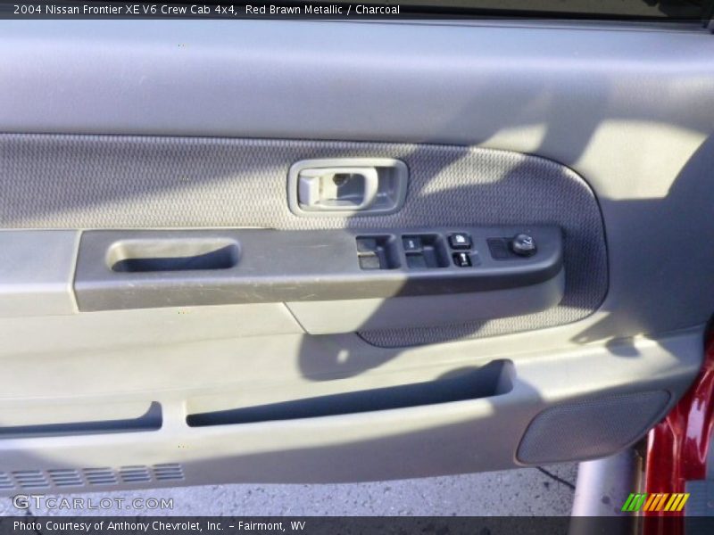 Red Brawn Metallic / Charcoal 2004 Nissan Frontier XE V6 Crew Cab 4x4