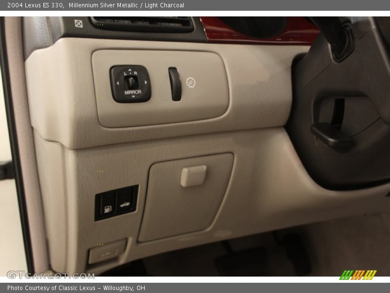 Millennium Silver Metallic / Light Charcoal 2004 Lexus ES 330