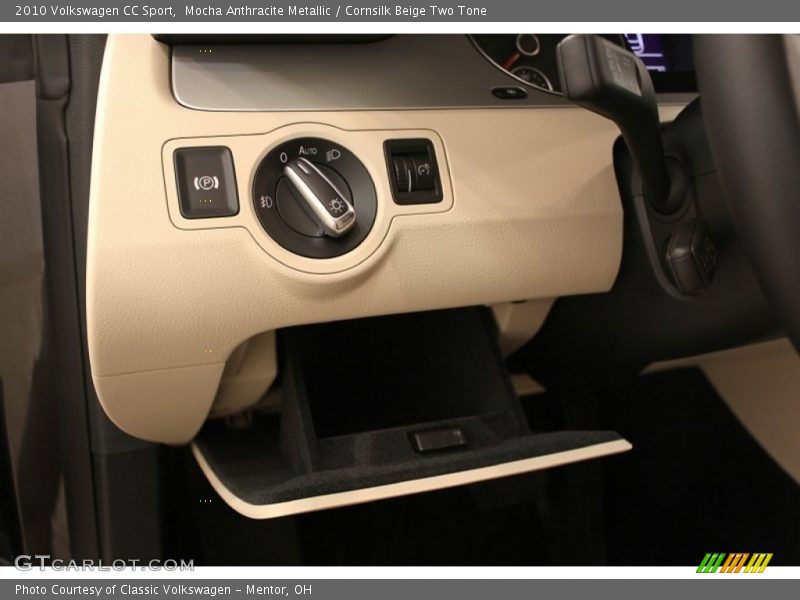 Mocha Anthracite Metallic / Cornsilk Beige Two Tone 2010 Volkswagen CC Sport
