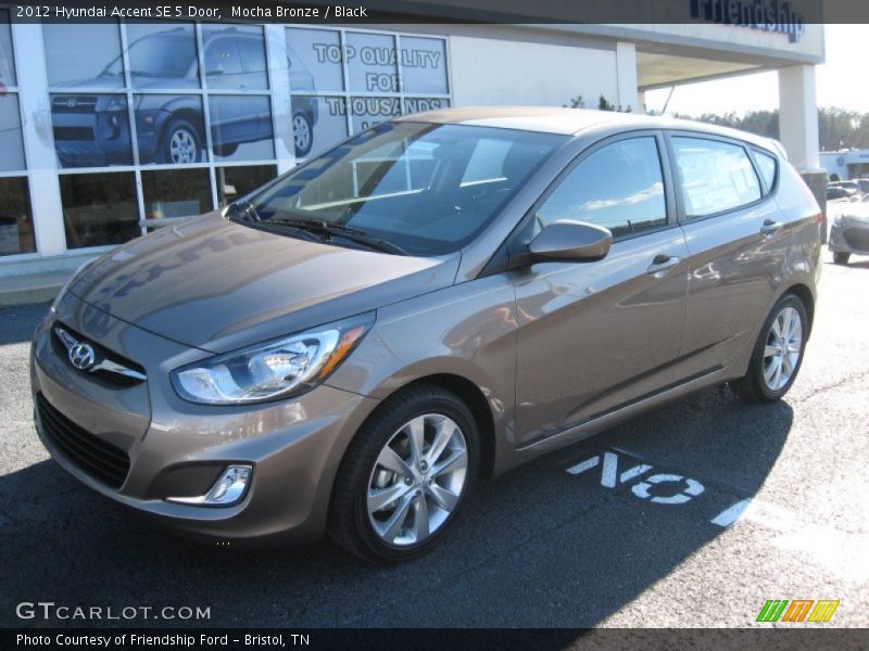 Mocha Bronze / Black 2012 Hyundai Accent SE 5 Door