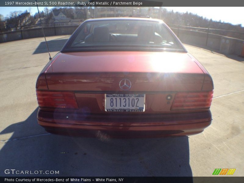 Ruby Red Metallic / Parchment Beige 1997 Mercedes-Benz SL 500 Roadster