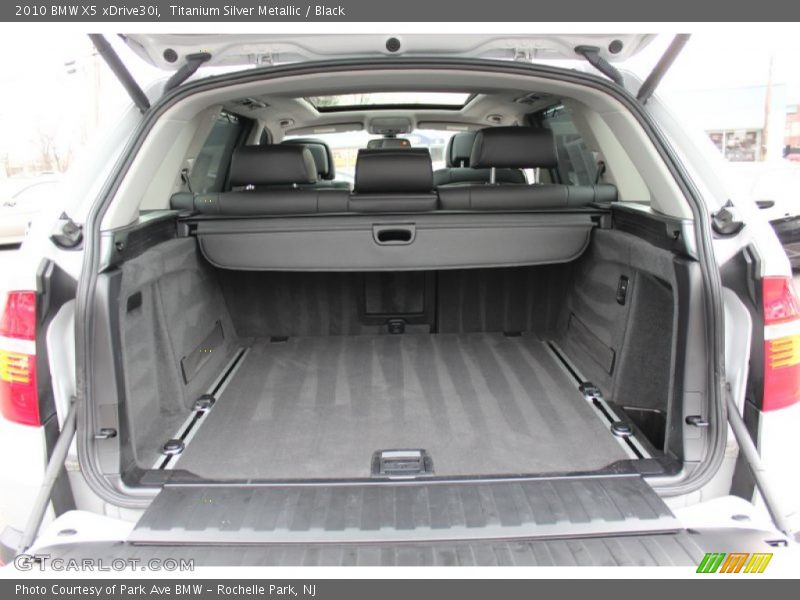 Titanium Silver Metallic / Black 2010 BMW X5 xDrive30i