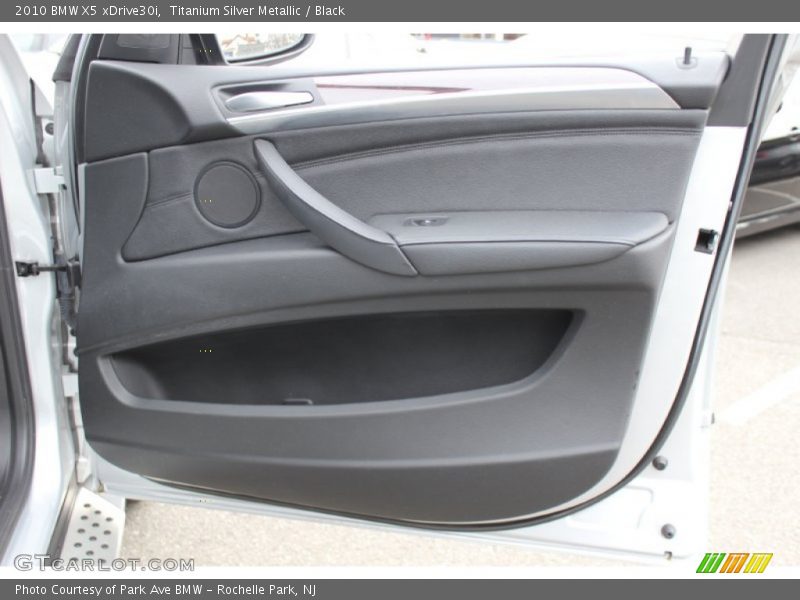 Titanium Silver Metallic / Black 2010 BMW X5 xDrive30i